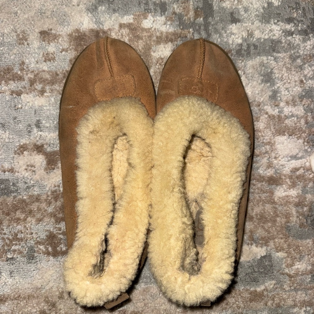 UGG Tan Shearling Women's Slippers